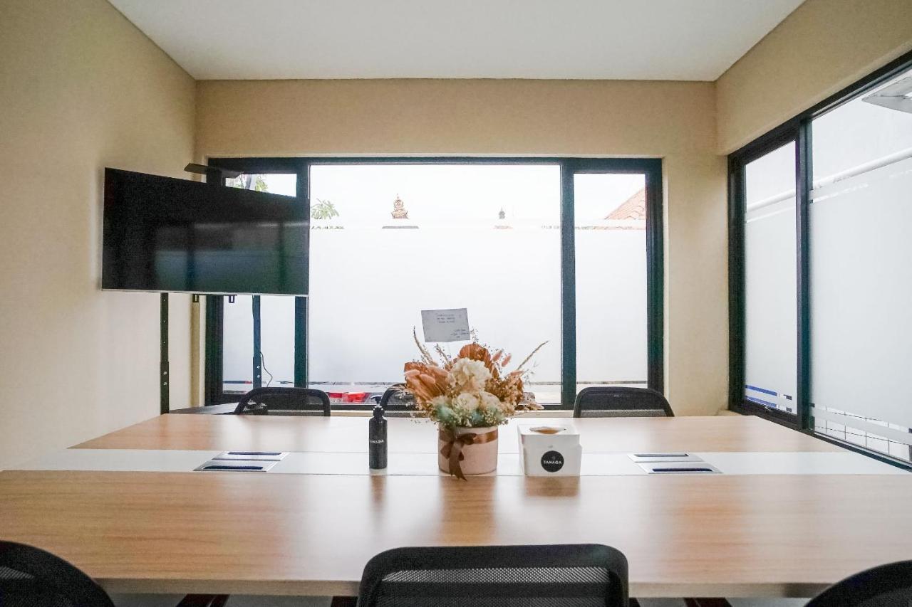 Tanaga Coliving Hotel Seminyak  Bagian luar foto