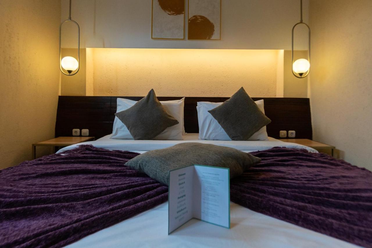 Tanaga Coliving Hotel Seminyak  Bagian luar foto