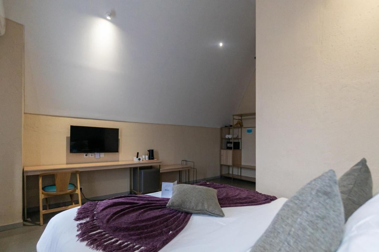 Tanaga Coliving Hotel Seminyak  Bagian luar foto